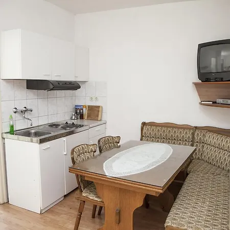 Alfirev Apartament