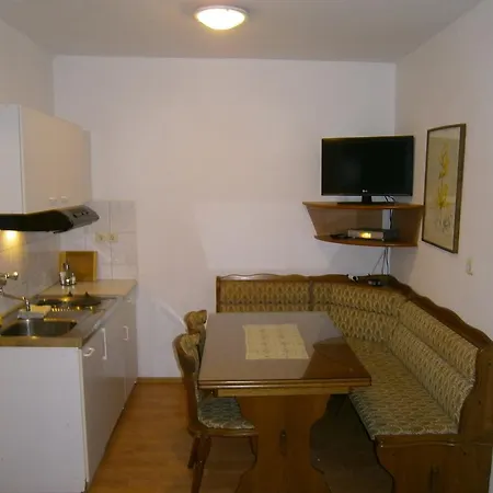 Apartament Alfirev *
